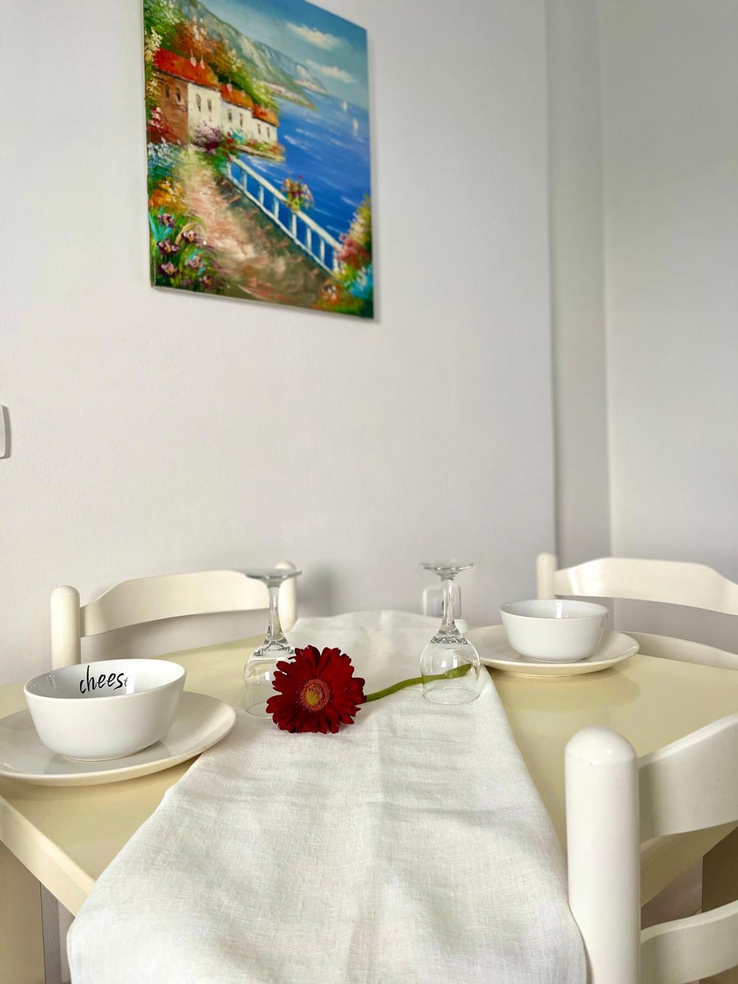 Guesthouse Shehu Εξαμίλιο Εξωτερικό φωτογραφία